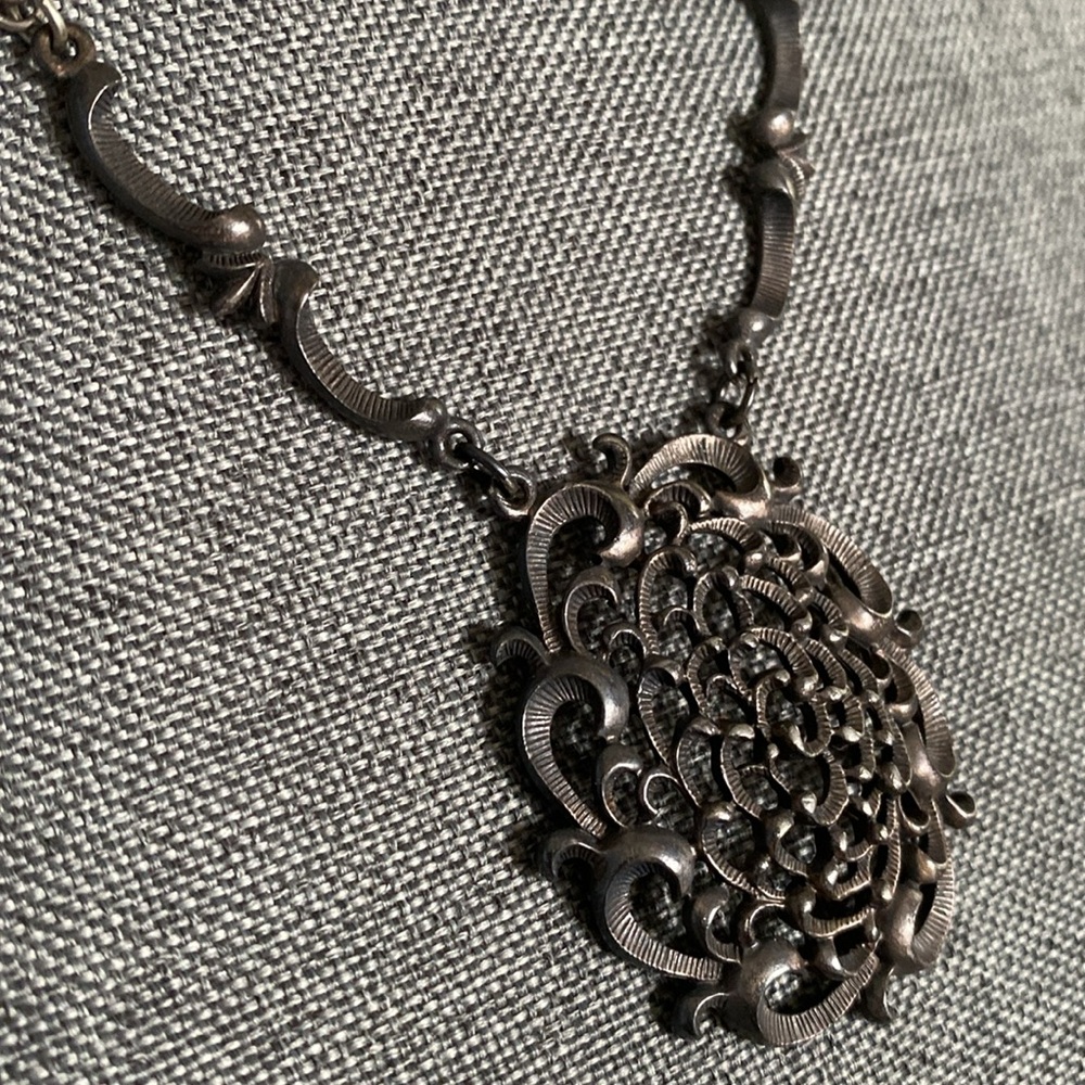 Vintage Ornate Pewter-tone Necklace